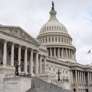 Battleground tracker shows Democrats closing GOP's expected House margin