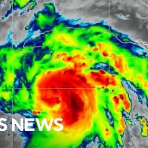 Hurricane Ian climbs to Category 3 storm