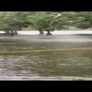 Hurricane Ian: Flooding cover streets in Orlando