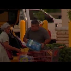 Shoppers continue to stock up on hurricane supplies