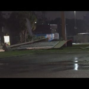 Sign blows down in Baymeadows area during Tropical Storm Ian
