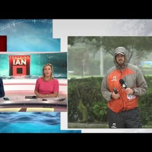 What conditions along the Gulf Coast are like as Ian roars ashore