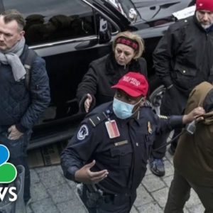 Capitol Police Officer Resigns After Wearing MAGA Hat During Jan. 6 Riot