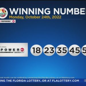 Powerball jackpot rolls over after no big winner in Monday's drawing