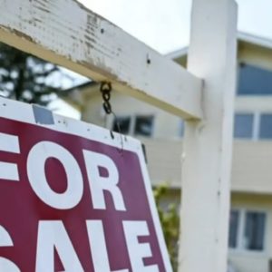 Prospective homebuyers put down payments on ice as mortgage rates rise