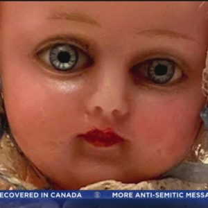Just in time for Halloween, creepy doll display at Chicago history museum