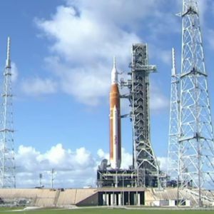 Artemis moon rocket returns to launch pad at Kennedy Space Center