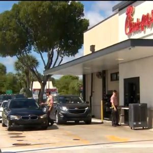 Kendall Chick-fil-A restaurant finds success with 3-day work week