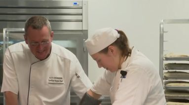 Salvation Army of Orlando, Valencia College culinary students serving up Thanksgiving meals