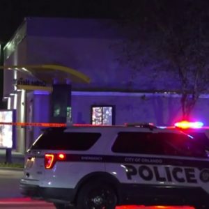 Man shot while waiting in car at McDonald’s drive-thru in Orlando