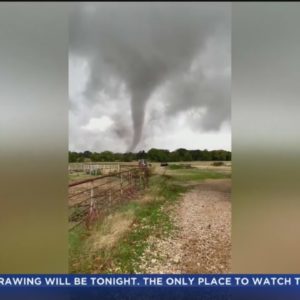 Multiple tornadoes reported in Texas, Oklahoma, Arkansas