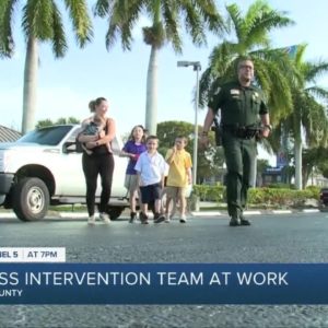 Palm Beach County deputies help homeless families