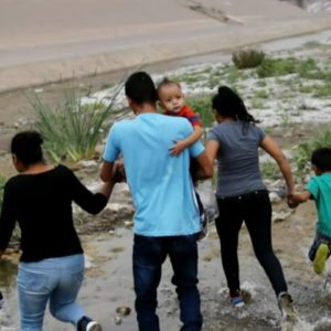 Judge approves delay in ending Title 42, policy used to expel migrants at border