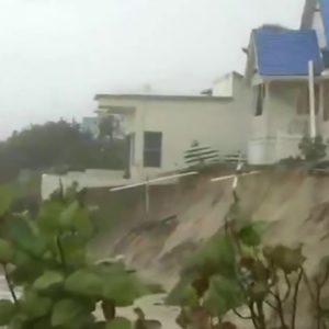 Beachside Wilbur-by-the-Sea home teeters on edge as Nicole devours Florida shore
