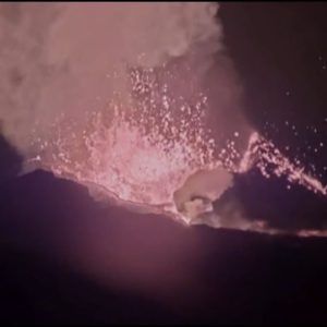 LIVE: Mauna Loa volcano erupts in Hawaii. (Credit: USGS Hawaiian Volcano Observatory)