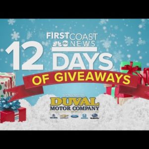 Giving money away during the holidays | 12 Days of Giveaways