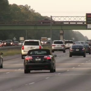Holiday travel: The best, worst time to hit the road