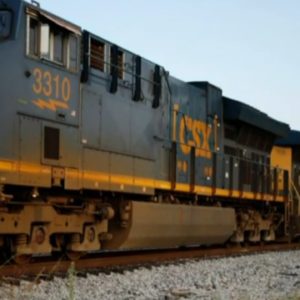 Hoping to avert a rail strike, U.S. House votes on union agreement