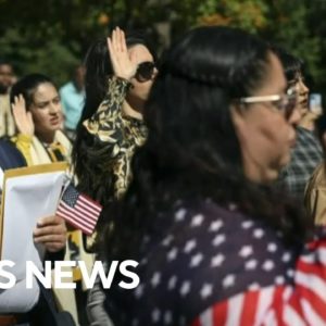 Nearly 1 million immigrants became U.S. citizens in past year