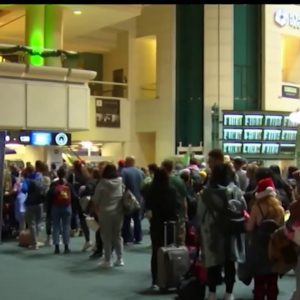 Winter storm travel disruptions trickle to Orlando International Airport