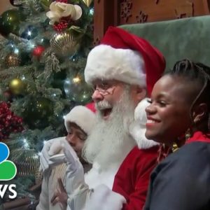 Sign Language Santa Helps Give Deaf Children A Memorable Holiday