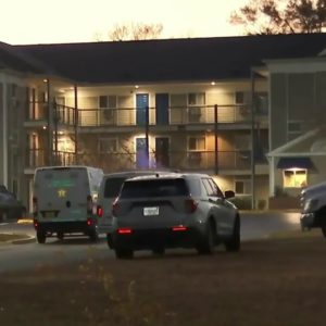 1 dead after stabbing at hotel in Orange Park, officials say
