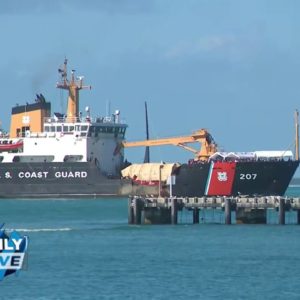 Cuban migrants arrive at Key West from Dry Tortugas