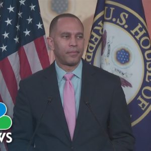 Jeffries urges House Republicans to 'stop the backstabbing'