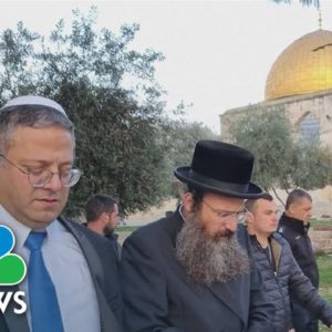 Ultranationalist Israeli lawmaker visits Jerusalem holy site