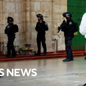 Israel and Hamas exchange strikes following clash at Jerusalem's Al-Aqsa mosque