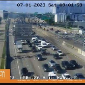 Palmetto Expressway congested after accident with injuries